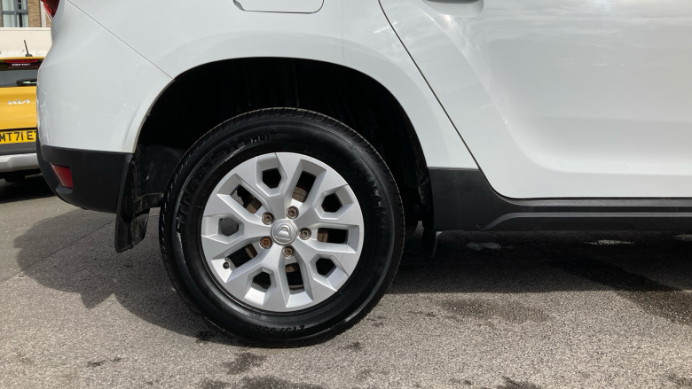 Dacia Duster 1.0 TCe 100 Comfort 5dr Bi Fuel Estate